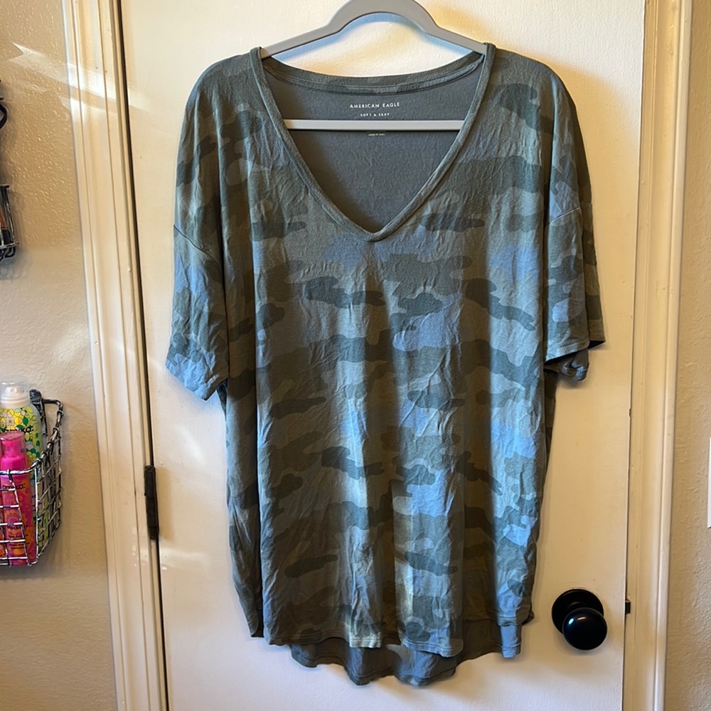 AE Soft & Sexy t-shirt